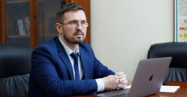 В інтерв'ю для РБК-Украина головний державний санлікар Ігор Кузін дав відповіді на питання