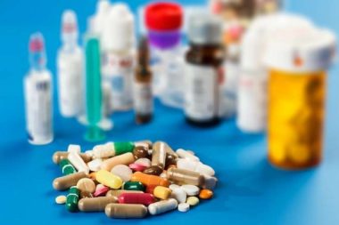 Про вживання вітамінів D та C