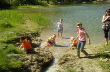 Відпочинок біля води — чи не найкращий спосіб охолодитися у спеку