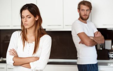 Екзистенційна самотність: що це та як з нею впоратися?