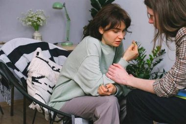 Поради, які допоможуть вам контролювати тривожність під час війни