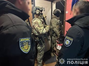 Нацполіція проводить понад 200 обшуків у справах щодо незаконного перетину кордону військовозобовʼязаними