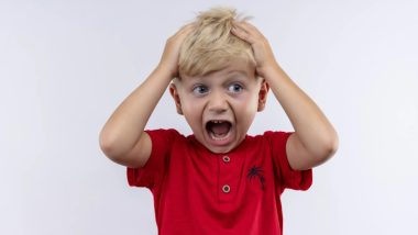 Номофобія у дітей — як з цим боротися