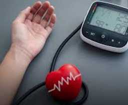 Чому таблетки від тиску треба приймати щодня?